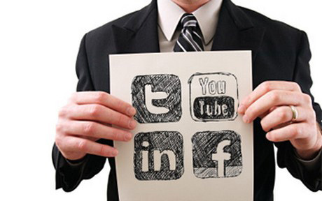 Chuyên gia truyền thông “soi” mạng xã hội của ứng viên thế nào?