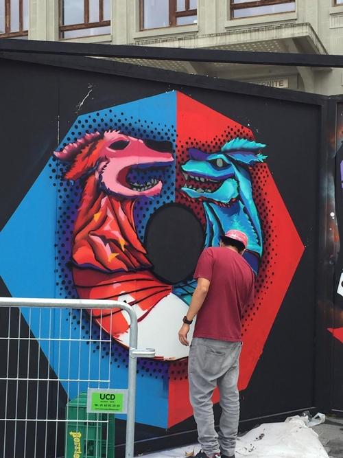 Khi nghệ thuật đường phố tấn công thế giới xa xỉ