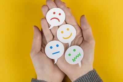 <a href="/cai-minh-doc" title="Cái mình đọc" rel="dofollow">Cái mình đọc</a>