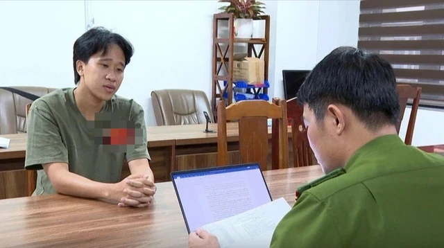 Đào Quang Hà đã phải trả giá rất đắt vì đã để lòng tham dẫn dắt khi hào quang đến quá nhanh. Ảnh: Công an Thanh Hóa.