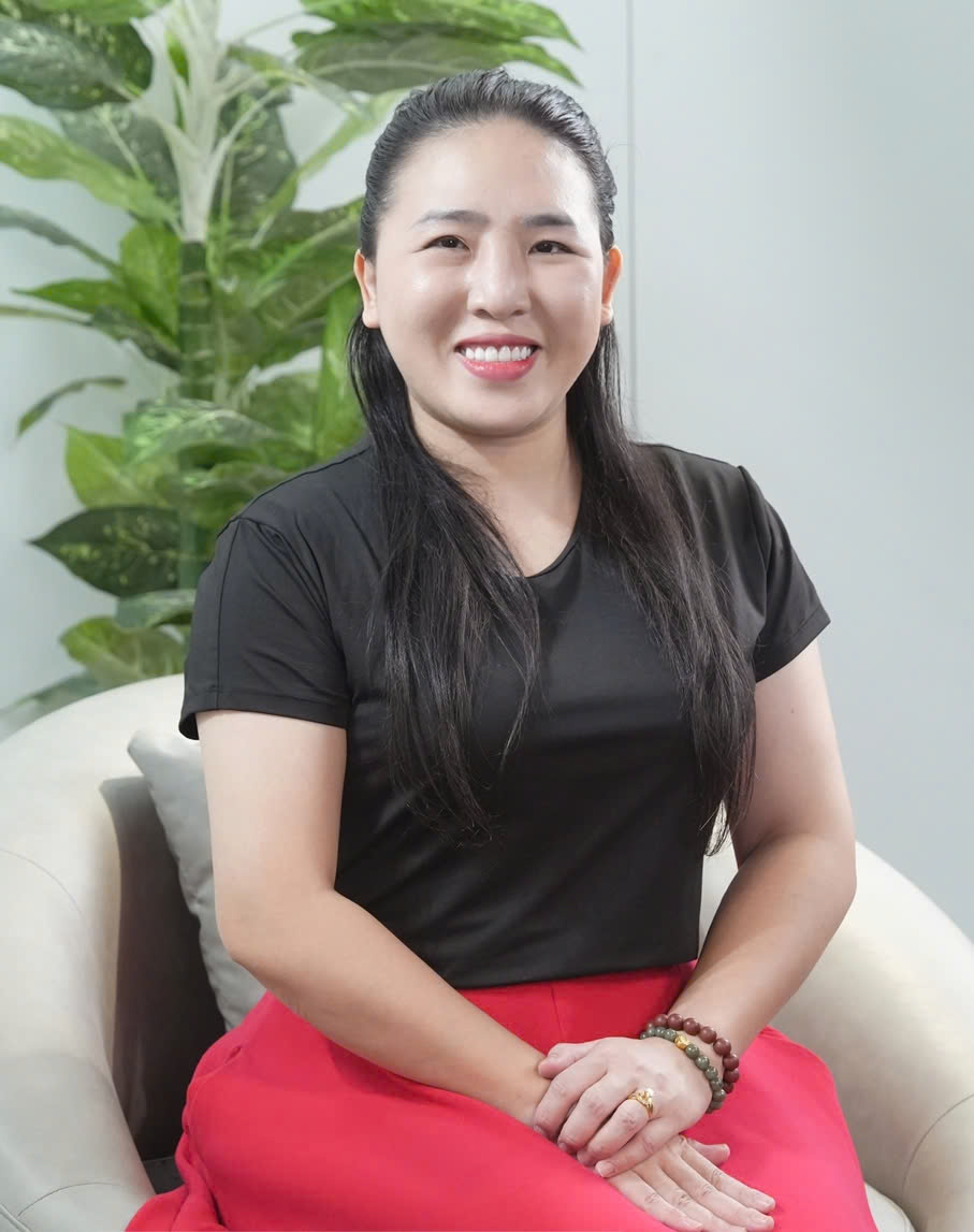 Chuyên gia Tô Quỳnh Mai đưa ra nhiều từ khóa để phân tích về nghề livestream trong thời điểm hiện tại. Ảnh: Huy Tạ