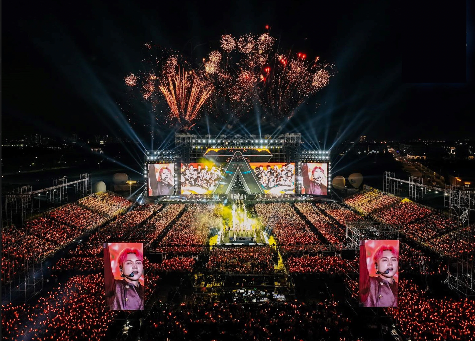 sections.13.sectionContents.0.images.0.url