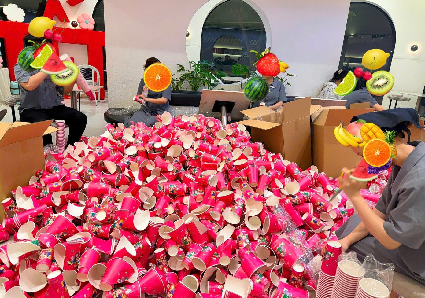 Mối tình tay ba của truyền thông số trong thời đại số